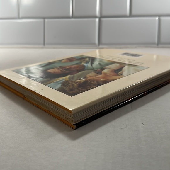 A Princely Marriage Charles and Diana The First Ten Years by Anthony Holden 1991 - Picture 4 of 8